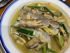 -琥珀老六龙虾(四里河店)