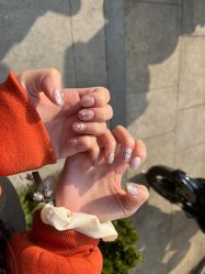 -UGIRL有个美甲