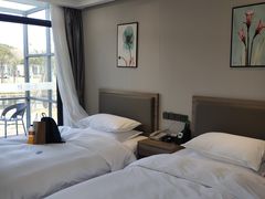 -上海怡沁园度假酒店