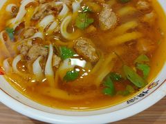 -顺溜·手工刀削面·黑金店(铜锣湾店)