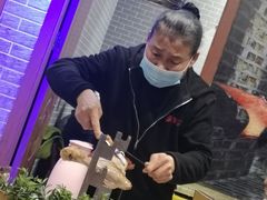 -沪上名羊天下•烤羊腿•东北烧烤•小龙虾(浦东直营总店)