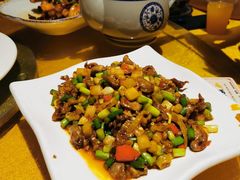 -缪氏川菜(丰盛町店)
