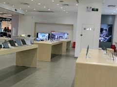 -华为授权体验店(中山公园来福士)