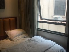 -上海御花园酒店