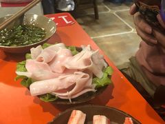 -周幺妹重庆老火锅(银泰城总店)