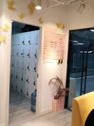 -STUDIO E POLE DANCE