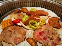 -佰烧海鲜烤肉火锅自助(世茂国际广场店)