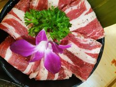 -韩烧牛中牛·甄选黑牛烤肉(黑金店)