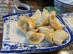 马蹄锅贴-长人馄饨铺(解放街店)