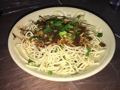 原味凉面-巴厘龙虾·榜首油焖大虾(音乐学院·沿江酒馆店)