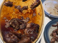 -八府香鸭·啫啫煲(华山路店)