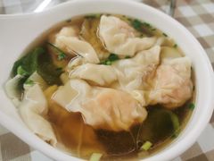 -新大咀港式茶餐厅(宝山万达店)