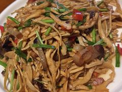 -唐师傅湘西名菜馆(武陵路店)