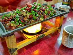 -石磨豆花家常菜·牦牛排土火锅