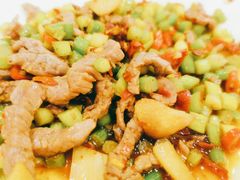 -湘缘道客•湘缘饭店·25年湘菜馆(古墩路店)
