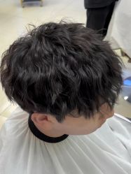-IU潮牌·SALON