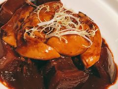 红烧肉焖鱼唇-苏浙总会(国金中心店)
