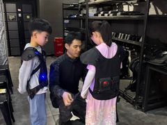 -镭战前线·真人CS·团建·亲子·生日派对(南山来福士店)