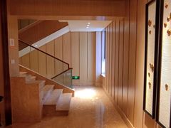 -辣螃铠盆盆蟹大排档(海昌店)