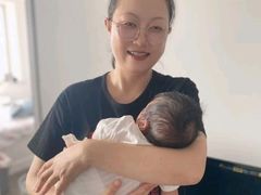 -臻爱住家月嫂育儿嫂(万达店)