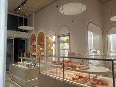 面包甜点陈列柜-好利来(七宝领展广场店)