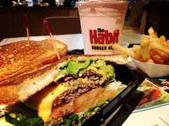 -The Habit Burger Grill 哈比特汉堡(复兴soho店)