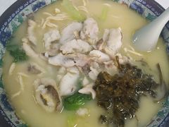 -明呈黄鱼面馆(斜土路店)