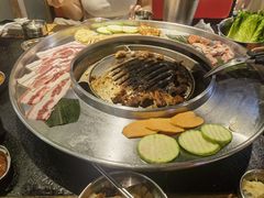 -哈哈碳都·牛肋条无限自助烤肉(宝龙店)