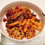 最扯的是我明明点了15块一听的饮料了