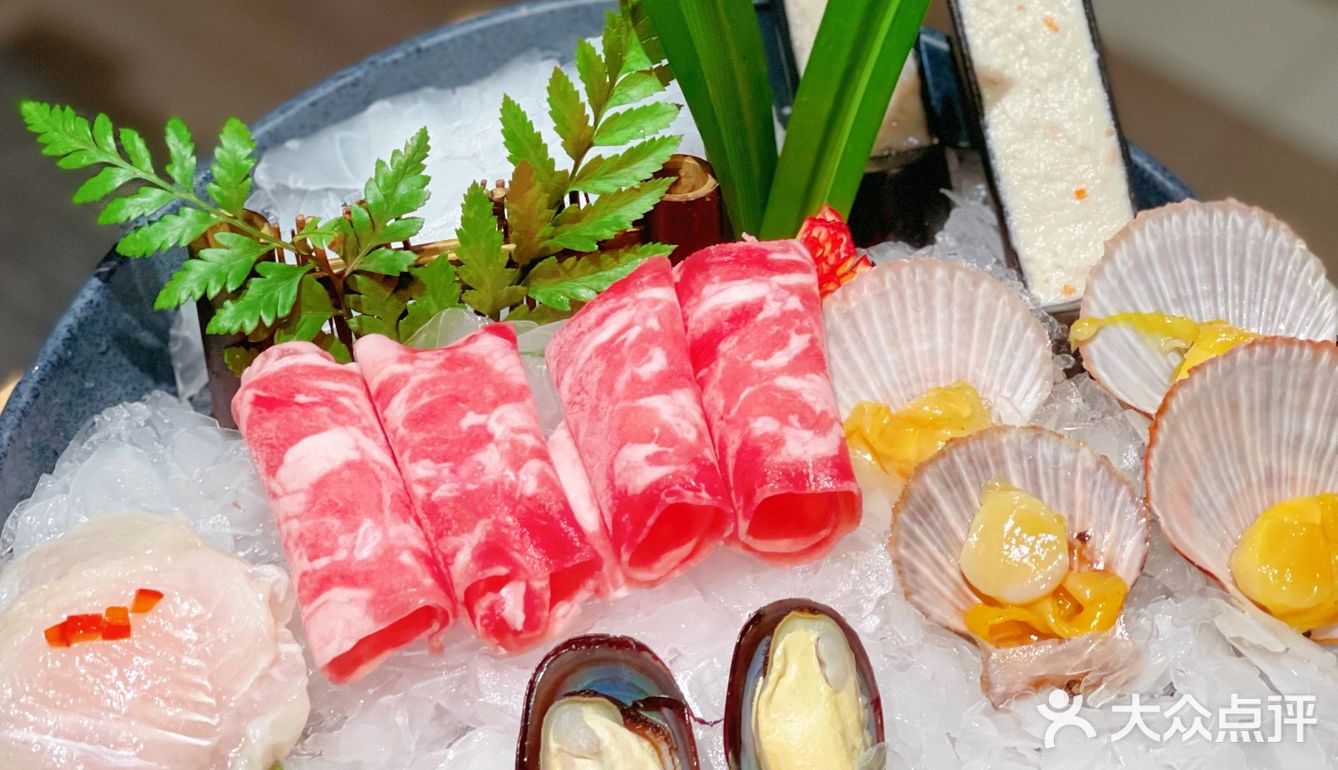 泰式火锅首选生如夏花‼️帅哥剥虾服务绝绝子