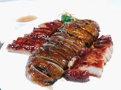 烧鹅拼叉烧-煲王粤菜餐厅(中侨中心店)