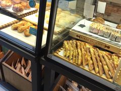 面包甜点陈列柜-罗莎蛋糕Rosa bread(四方坪店)