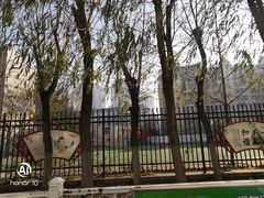 -秦皇岛市西港路小学