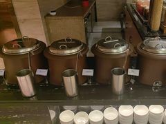 -东方红海鲜百汇(国际大厦店)