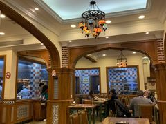 大堂-清真·玛丽亚新疆菜主题餐厅(浙江中路店)