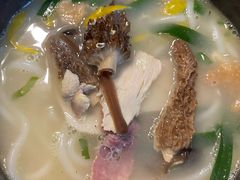 -泓0871臻选云南菜·味庄