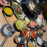 好久没吃烤肉啦，点了个二人餐，量好多肉很新鲜