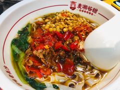 霸蛮小炒肉米粉-呷佬·长沙手工米粉(金沙江路店)