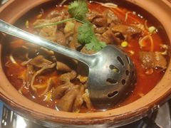 -龙巢盱眙龙虾·牛蛙·烧烤宵夜(八卦岭店)