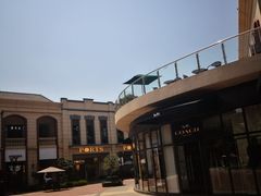 -王府井奥莱临潼小镇(临潼店)