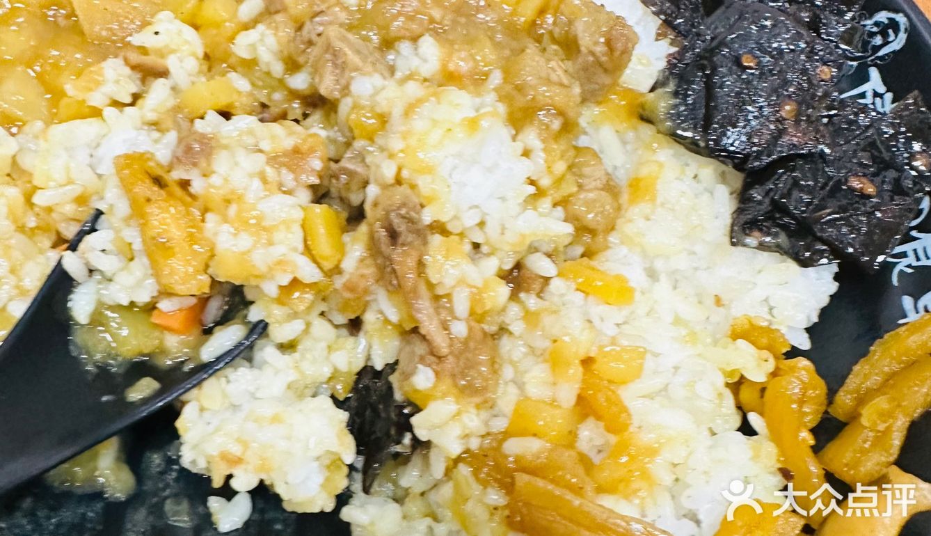 姐妹们，食事处老板娘回来啦[加油][加油]