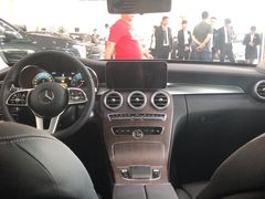 -奔驰上海利星(七宝店)