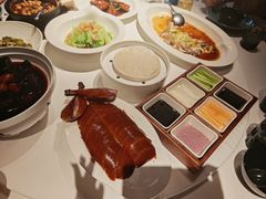 -黛遇·黛瓦宴花园餐厅