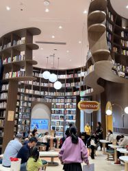 -奈尔宝·儿童乐园·亲子餐厅(鄞州万达店)