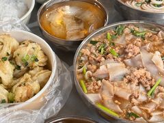 -正宗杨记普洱酸醋米线(总店)