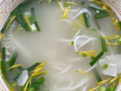 -桥香园云南过桥米线(金马碧鸡店)