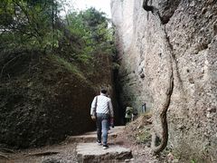 一线天-剑门关风景区