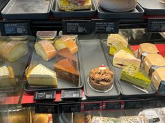 -星巴克(北京远大路金源燕莎店)