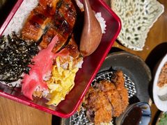 -鸟鸣门屋台料理(金帝银泰店)