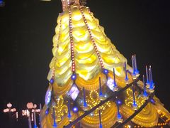 -小镇影院迪士尼小熊Duffy与他的朋友合影地